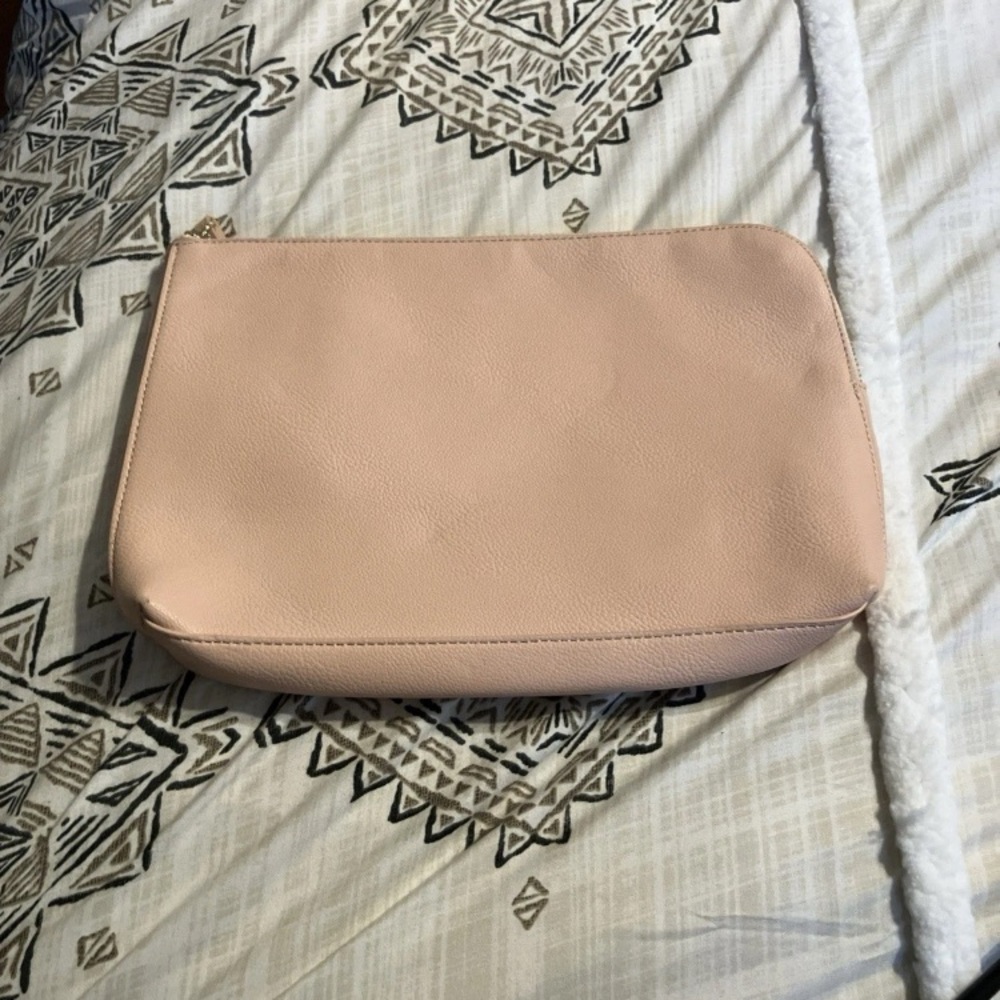 Old Navy Faux-Leather Gathered Clutch Pink